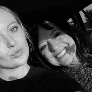 Meet your Posher, Carla